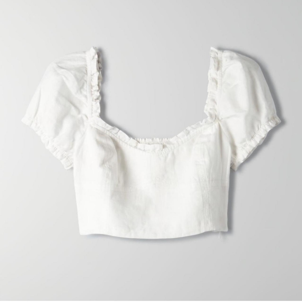 Aritzia Wander White Puff Sleeve Crop Blouse